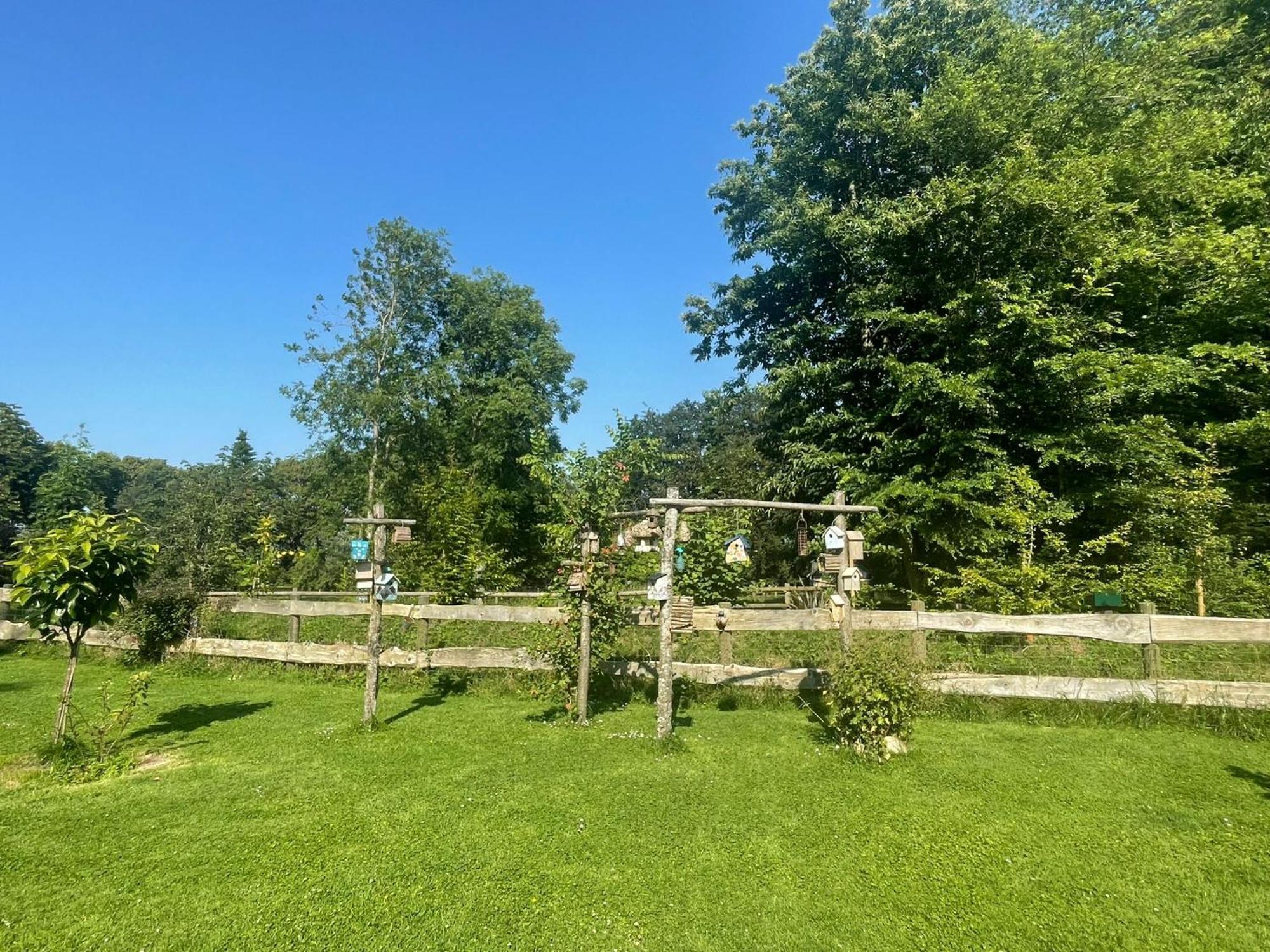 Le Clos Du Val A Loup Benarville Экстерьер фото