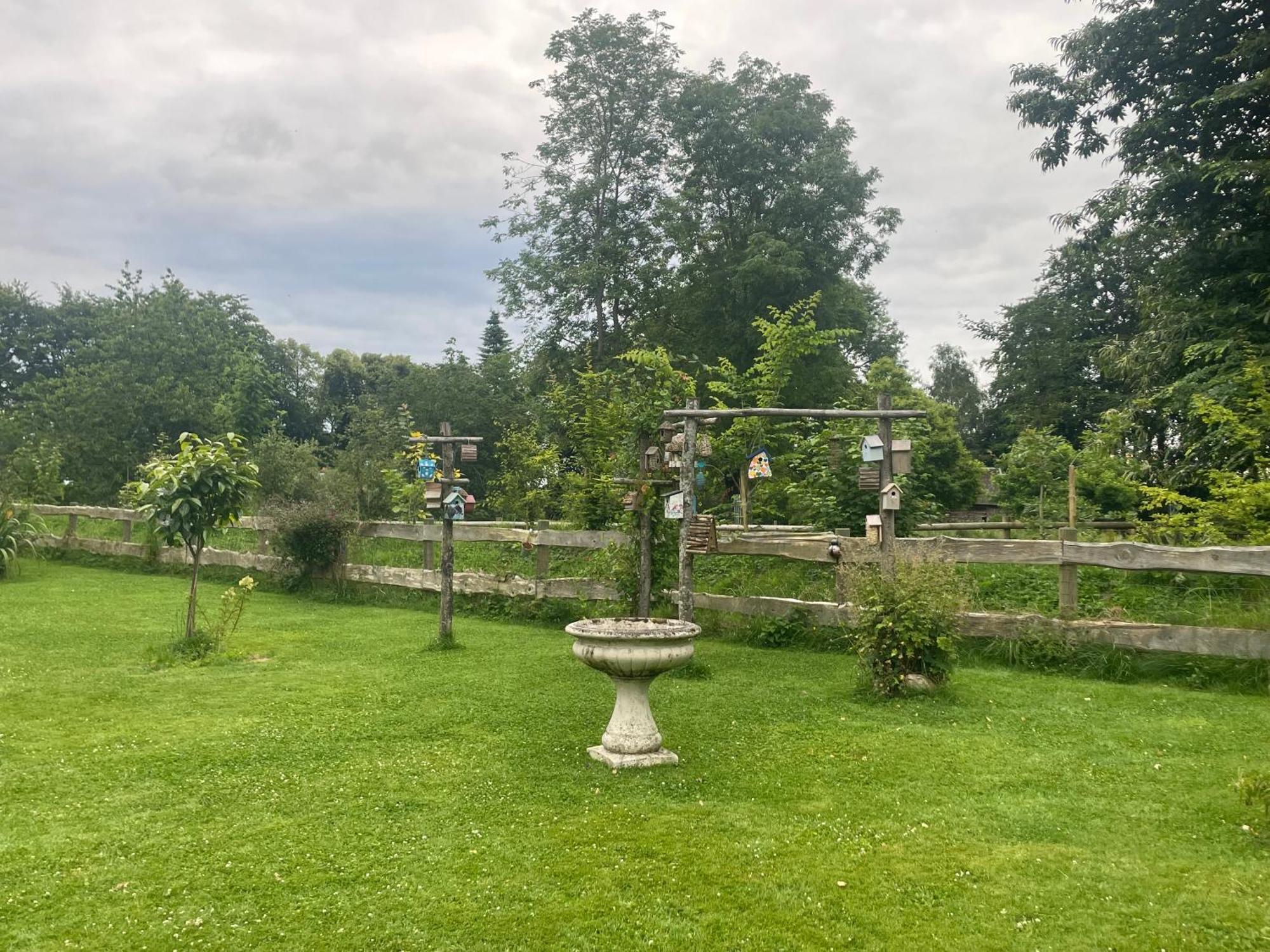 Le Clos Du Val A Loup Benarville Экстерьер фото